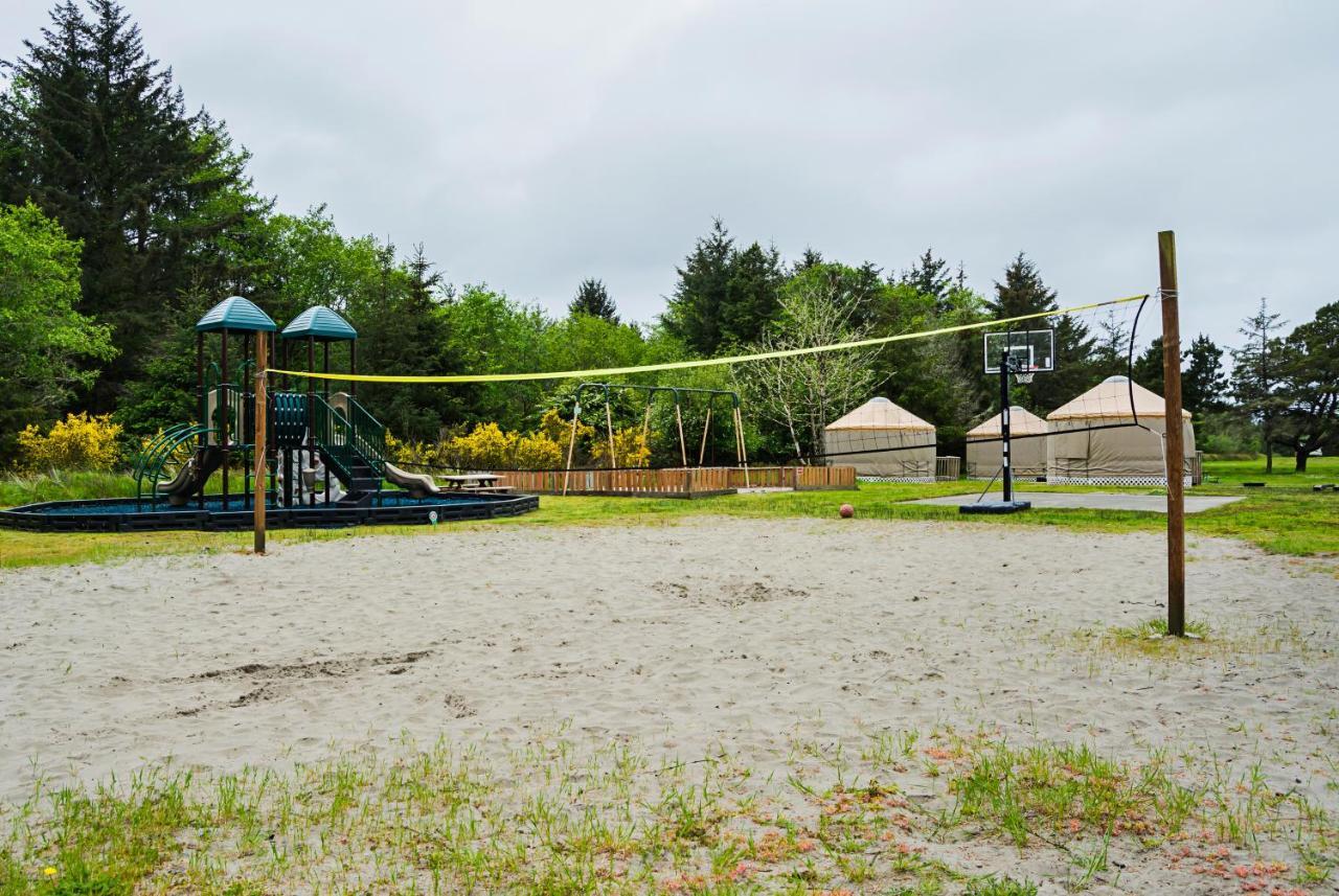 Long Beach Camping Resort Studio Cabin 5 Oceanview Exteriör bild